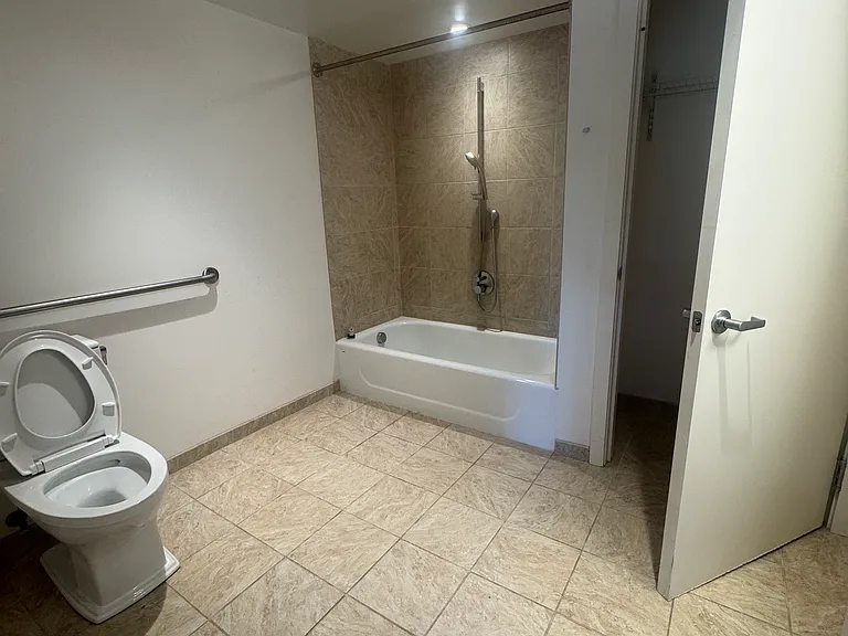 293 Harvard St #2 — Photo 8