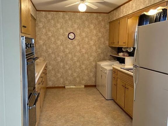 4th image of 1102 N 38th St