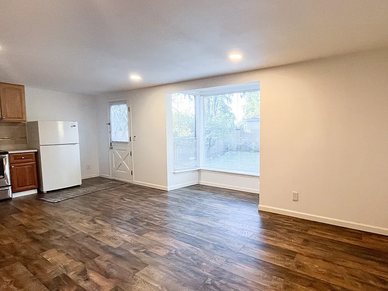 5805 228th St SW — Photo 2