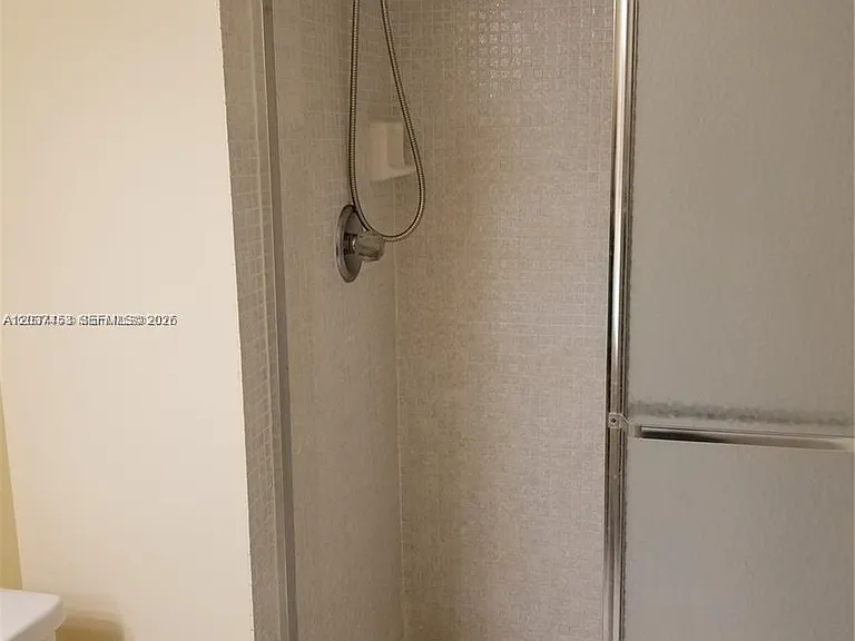 369 Lakeview Dr #204 — Photo 17