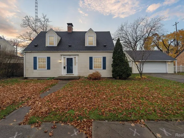 1060 Lafayette St, Flint, MI 48503