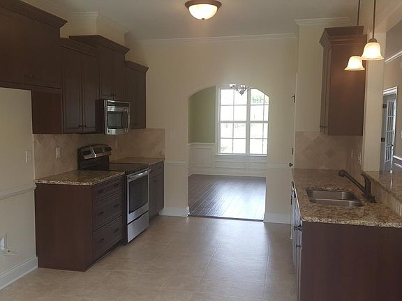 4th image of 3244 Windwood St