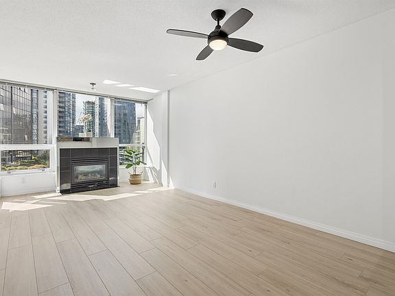 5th image of 1328 W Pender St #903
