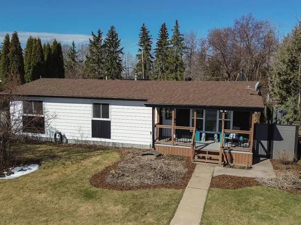 9 E Sproule Pl, Bashaw, AB T0B 0H0