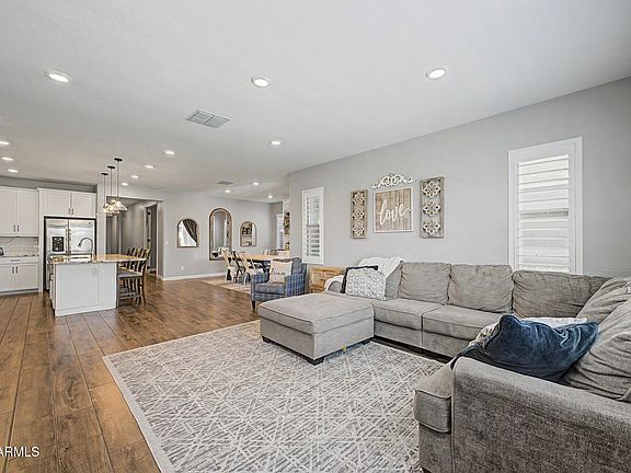 5th image of 9919 E THORNBUSH Avenue