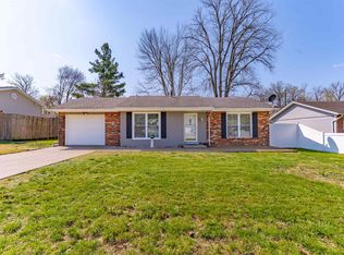 619 Hemenway Pl, Boonville, IN