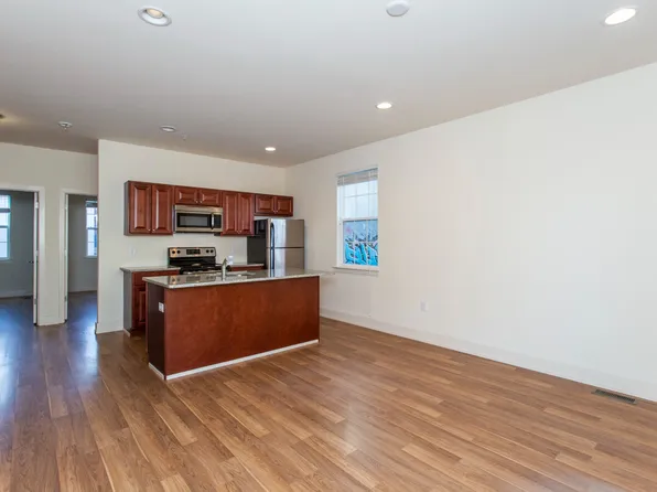 1908 N Marshall St #1, Philadelphia, PA 19122