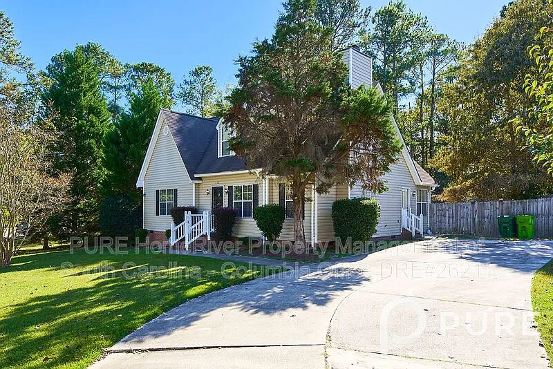 4 bed, 3.0 bath, 2089 sqft, $1,995 — Photo 2