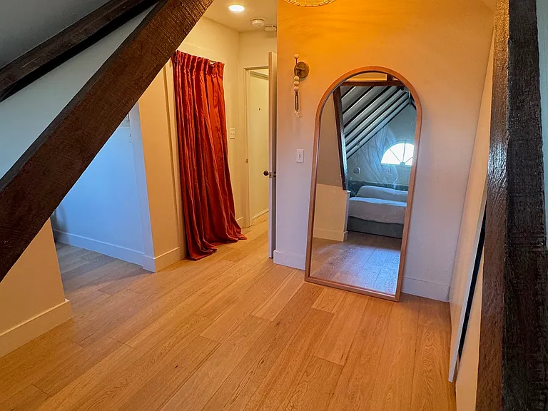 402 E Huntingdon St #3 — Photo 9
