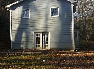 1197 Beans Fork Rd, Middlesboro, KY 40965