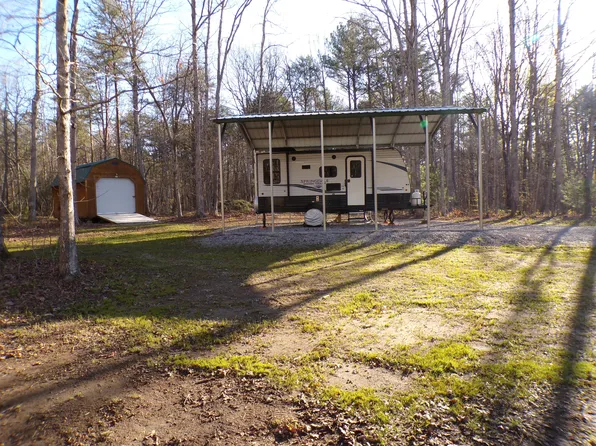 815 Lou Rd #104, Pikeville, TN 37367