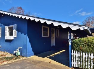 1186 Lincoln St SW, Sherrodsville, OH 44675