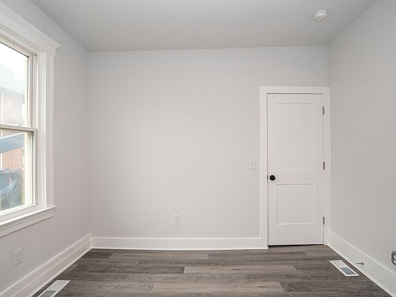 4th image of 6187 Hecla St #8ebb3423e