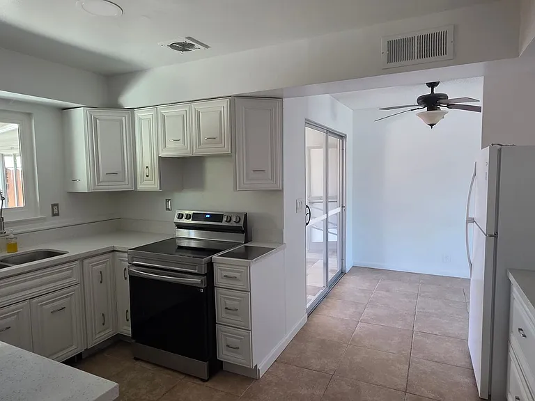 26111 Doverwood Pl — Photo 7