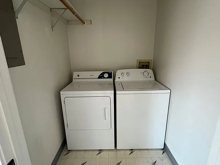 806 E White Birch Ave — Photo 6