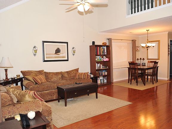 stairs to right
