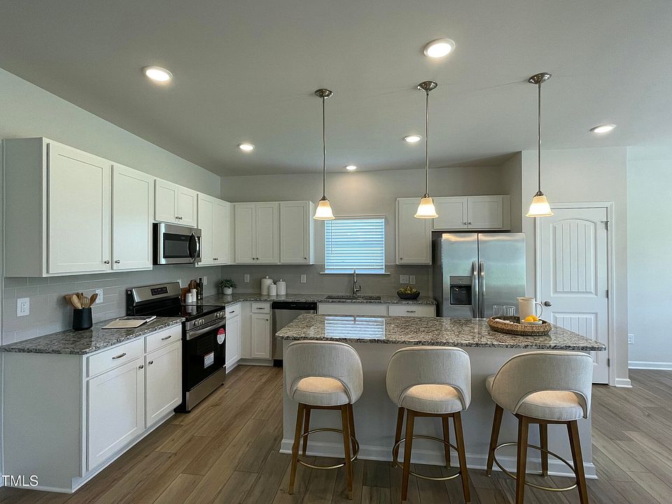 182 E Victory View Ter, Smithfield, NC 27577 | Zillow