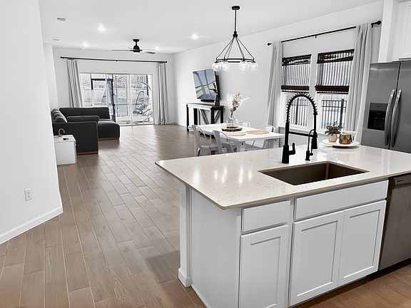 4th image of 63 Quicksilver Way
