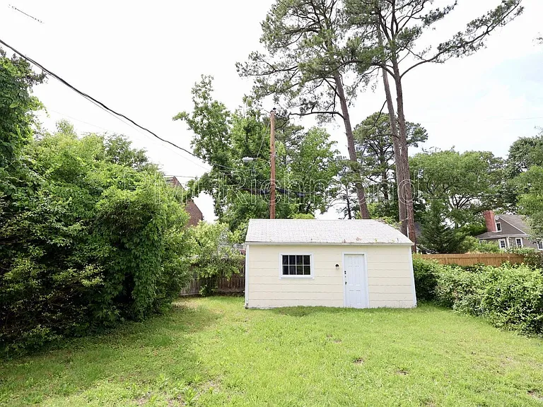 904 Maple Ave — Photo 20