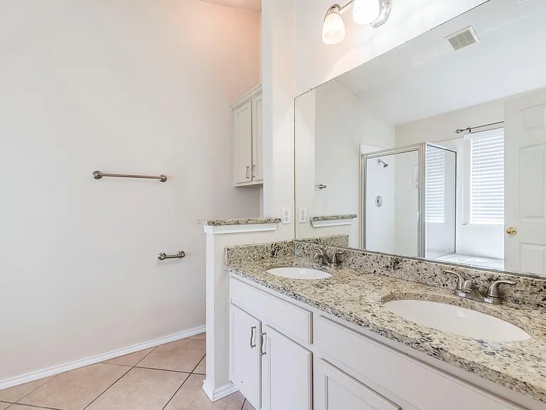 5814 Negley — Photo 24