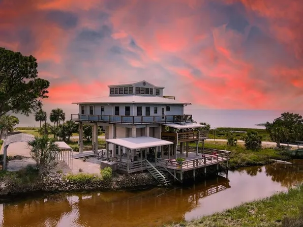 18930 Good Times Dr, Perry, FL 32348