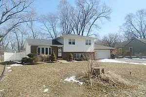 15475 Hamlin Ave photo 1