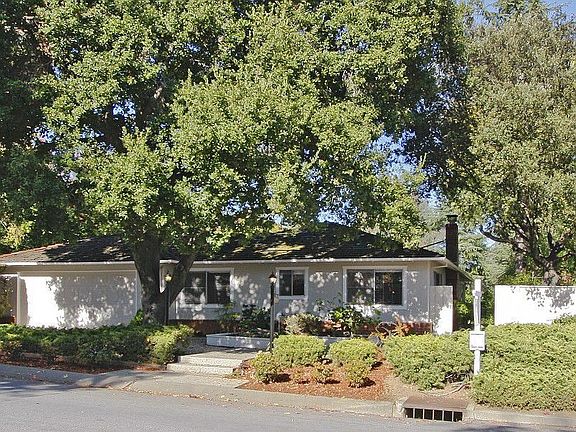 4th image of 2226 Deodara Dr