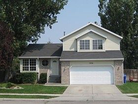 1st image of 1076 W Corral Cir