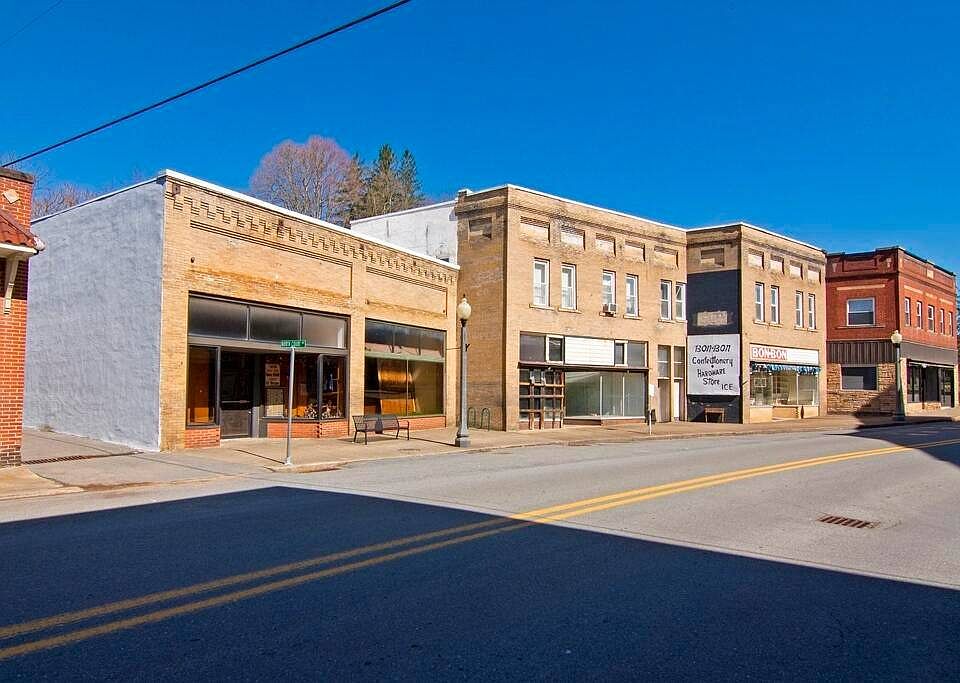 12 N Court Ave, Mount Hope, WV 25880 Zillow