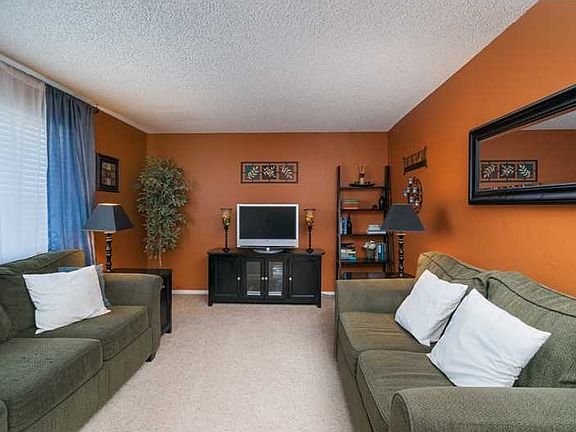 3rd image of 3696 Spartan Cir