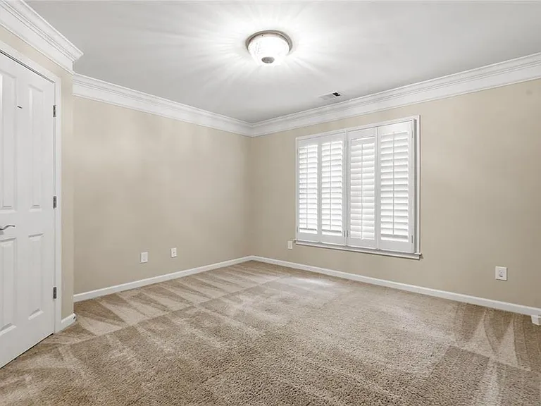 2060 Fife Ridge Ct — Photo 17