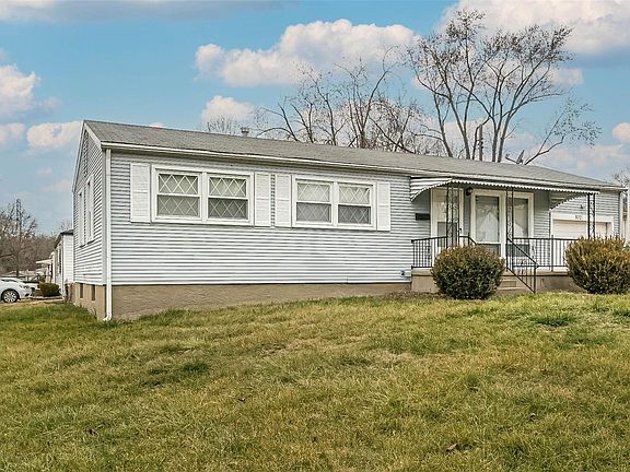 2nd image of 9721 Gloucester Dr
