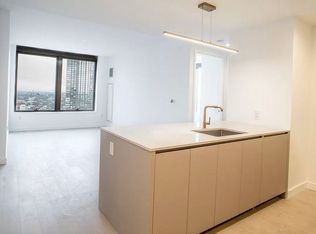 3 Court Sq #2607, Long Island City, NY 11101