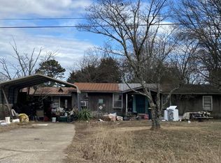 274 Apple Grove Rd, Laceys Spring, AL 35754