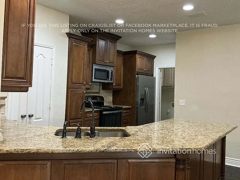 8200 Galley St — Photo 9