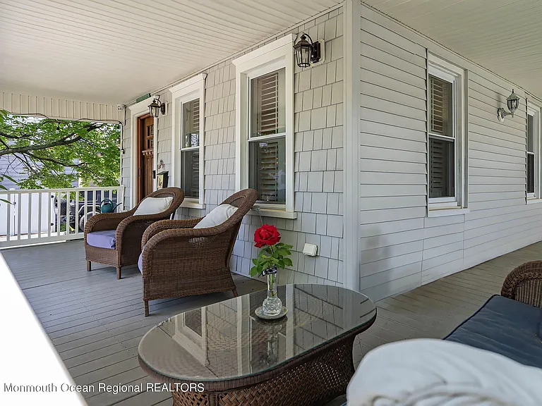 510 Garfield Ave — Photo 3