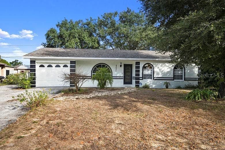 1st image of 2331 Laura St