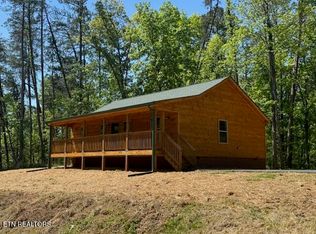 2779 Easy St, Sevierville, TN 37862