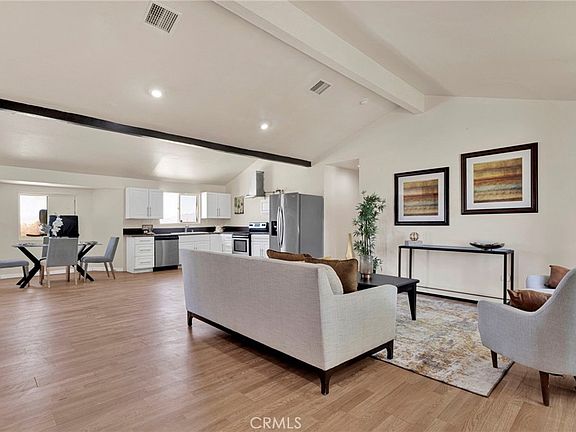 4th image of 32480 Wren Rd