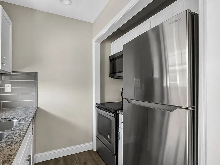 412 Fulton St #100 — Photo 10