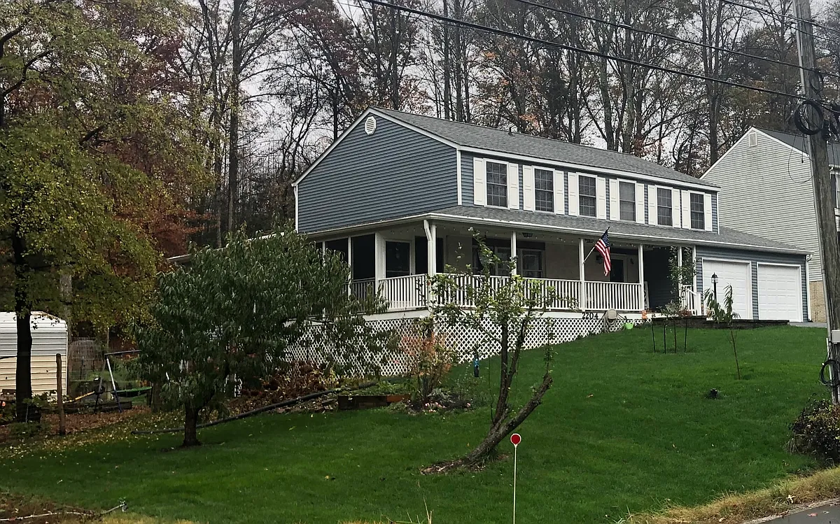Building Photo - 2204 Harpoon Dr