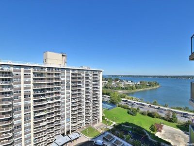 18-05 215th St #16C, Queens, NY, 11360