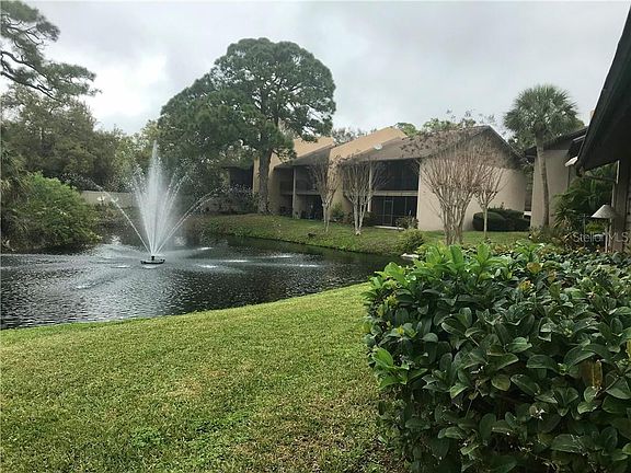 2nd image of 931 Sunridge Way #B-6