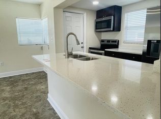 2703 W Spruce St, Tampa, FL 33607