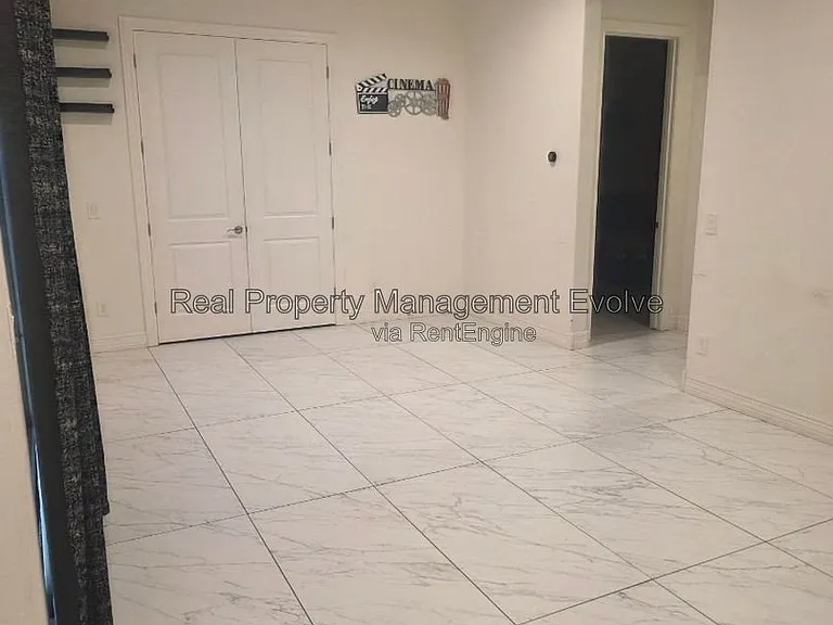 2307 E Mahogany Pl — Photo 37