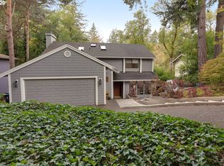 18140 Pioneer Ct, Lake Oswego, OR 97034
