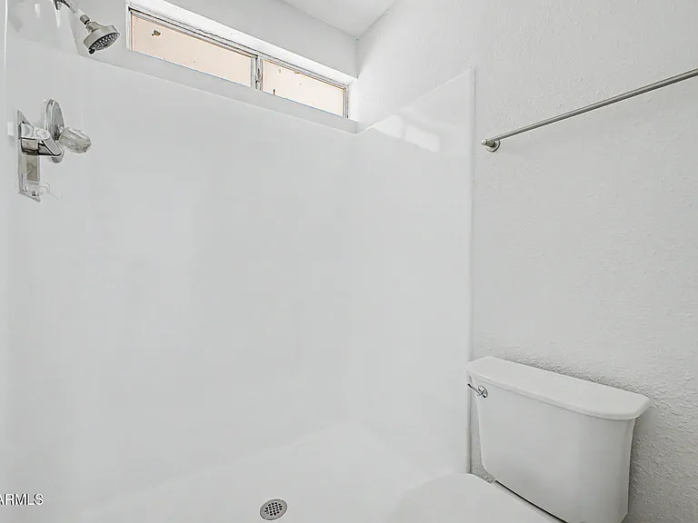 4214 W Lewis Ave — Photo 16