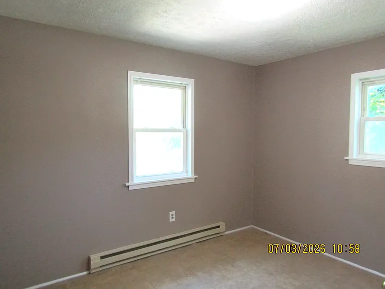 149 Thorn St — Photo 12
