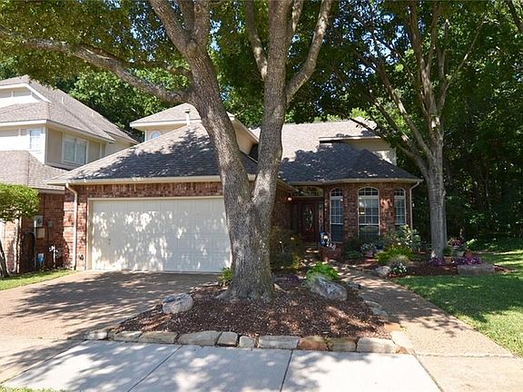 3rd image of 7030 Clear Springs Cir
