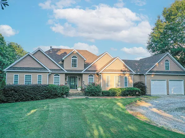 429 Quarter Creek Rd, Greenwood, SC 29649